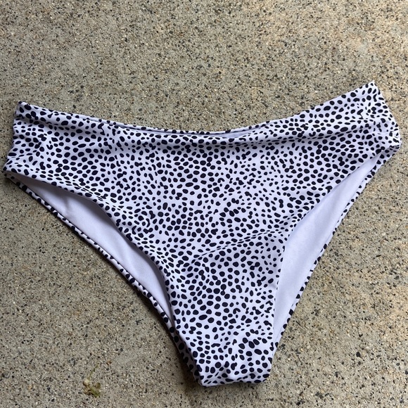 medium shein bikini - Picture 2 of 5